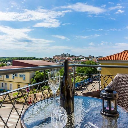 Pula Apartment Exterior photo